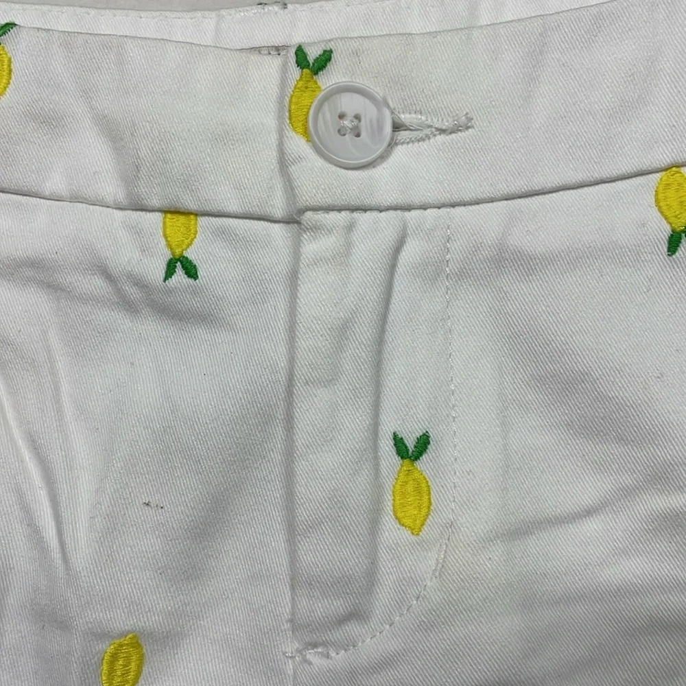 Merona size 2 White Pineapple Print Women's Shorts with 2-3/4 inseam - Picture 4 of 5